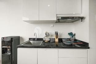 Tenui by Kozystay - Tanjung Barat Vacation rental in South Jakarta City