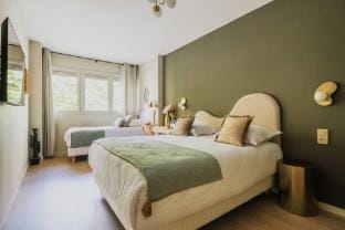 Modern "Green Suites" Residence Villa in Île-de-France