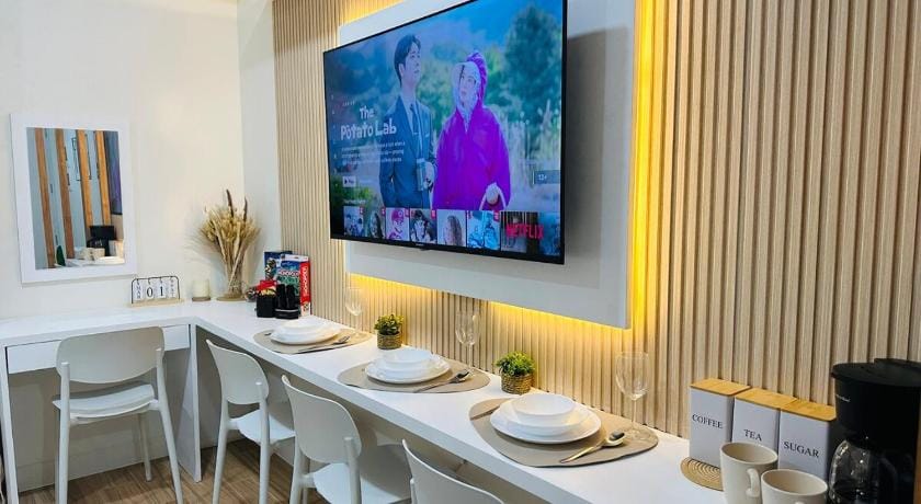 Getaway Haven @ Southwoods, Biñan w/ Fast Internet Apartment in Santa Rosa