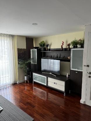 49 condo Apartment in Bangkok