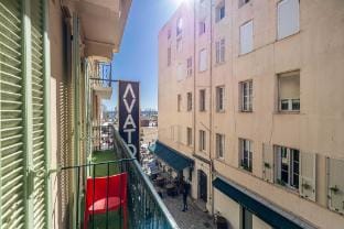Residence Avaton - Bedroom Balcony  Cannes Palais  Apartment in Cannes