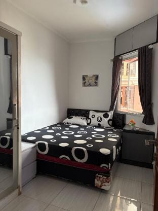Cozy Room by StayIn Jakarta Vacation rental in Jakarta