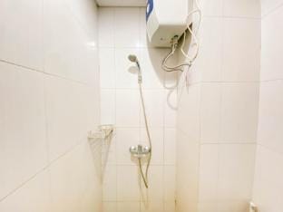 Comfort Living Studio Monroe Tower Apt By Travelio Apartment in West Java