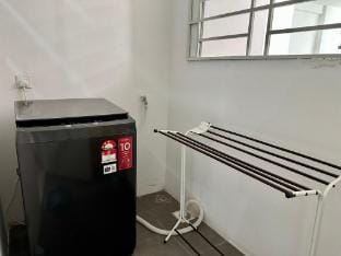 GEM SUITE | 3R2B | 3-5 Min to KPJ with Netflix Apartment in Kuching