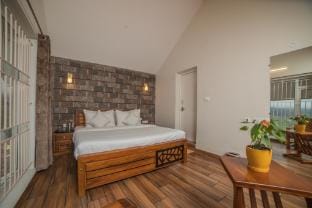 Dreamcloudz Retreats |THE COZY VILLA|4 BHK Villa in Kerala