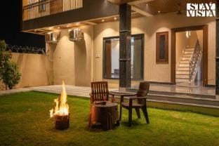 StayVista at The Binclave with Bar and Pool Villa in Jaipur