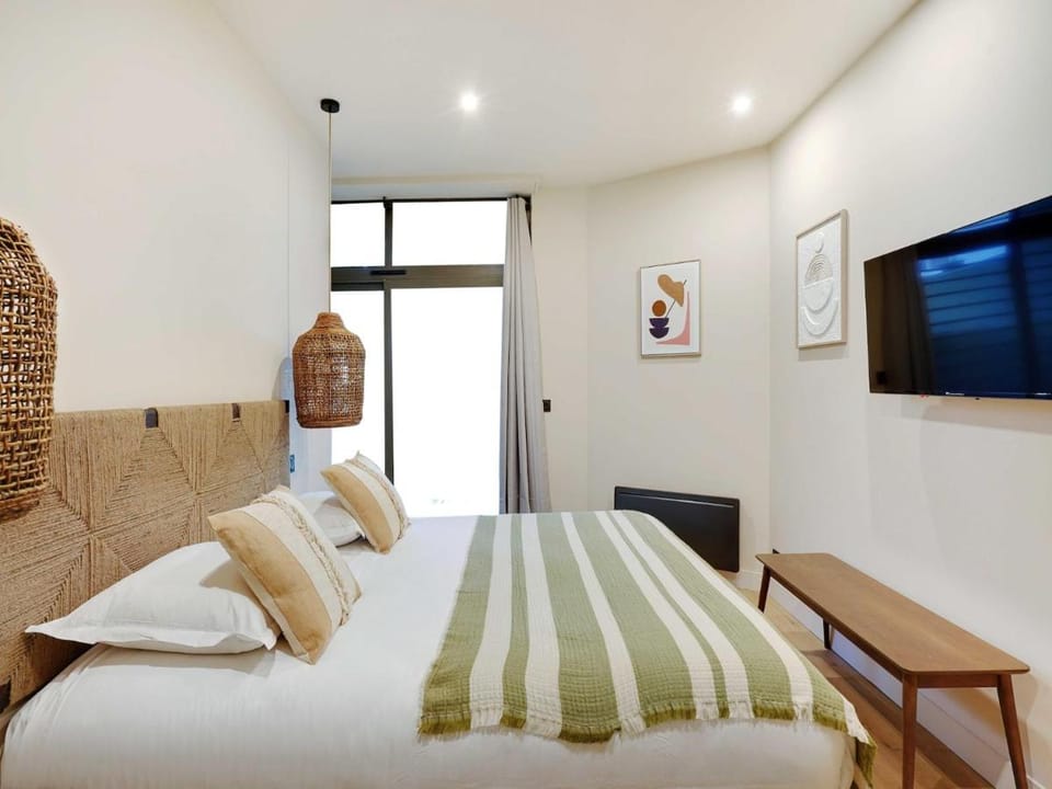Spacious Apartment - 2BR/10P - Place D'Italia Apartment in Paris