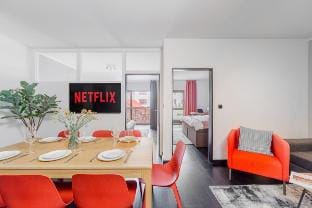 Spacios apartment with 3-bedroom and balcony Vacation rental in Prague