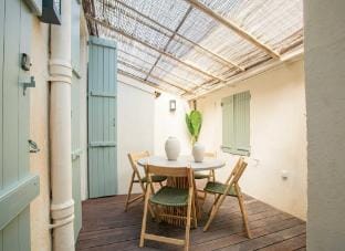 Magnificent apt - 2BR/6P - Heart of Saint-Tropez Apartment in Saint-Tropez