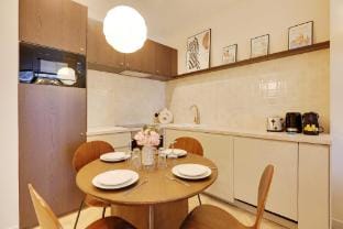 Superbe appartement 6P/2BR - Montmartre Apartment in Paris