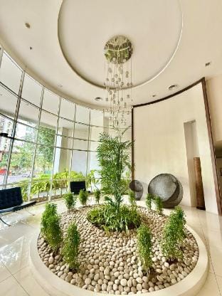 Calyx Residences Ayala (walk 2 Vfs, per scour hosp Vacation rental in Lapu-Lapu City