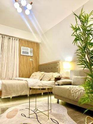 Symfoni Nichols (nr Source, SM, NUstar, IT, Ayala) Vacation rental in Cebu City