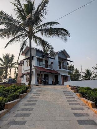 Howling Wolf - A private pool villa Villa in Kerala