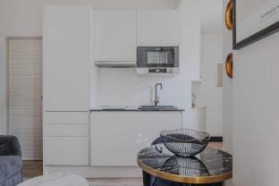 Charming studio - 2 rooms - Courcelles Apartment in Paris