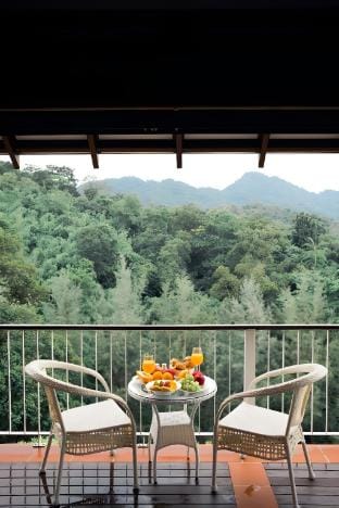 Breathtaking Hilltop View, Sky Villa by iO Home Villa in Selangor, Malaysia