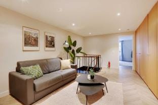 Spacious apart - 4BR/10P - Place de la République Apartment in Paris