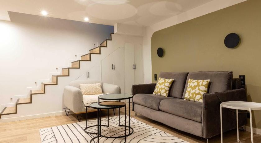 Bright Loft - 2BR/6P - Place Pigalle Apartment in Paris