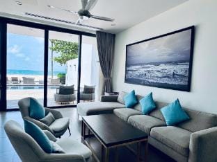 Beachfront Villa 4 Bedrooms Sanctuary Ho Tram Villa in Ba Ria - Vung Tau