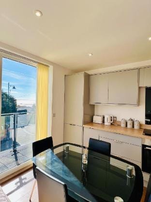 Stunning Apartment with Sea View in Centre Vacation rental in Felixstowe