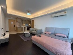 R&F Seine Region Comfy Studio Garden View No TV Vacation rental in Johor Bahru