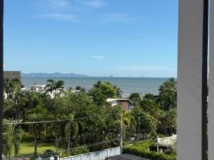 The Miracle Sea Floor 6 @The Patio Apartment in Chon Buri Changwat