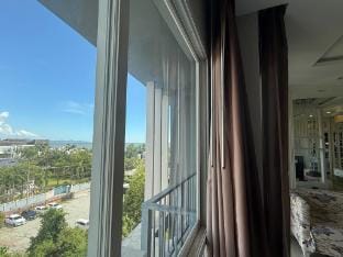 The Miracle Sea Floor 6 @The Patio Apartment in Chon Buri Changwat