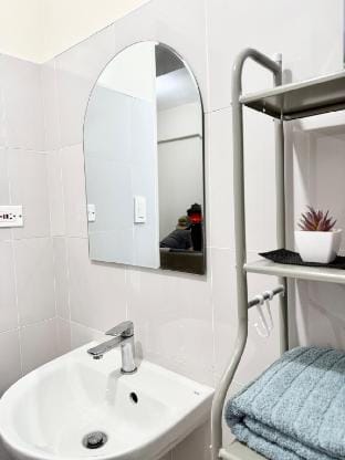 Maiko Happy Studio @ Near US Embassy Vacation rental in Manila City