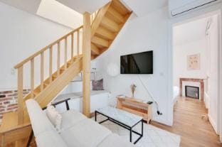 Modern house with AC -3BR-6P- Asnières-sur-Seine Villa in Île-de-France