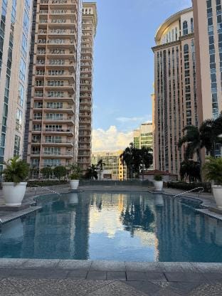 Venice Grand Mall Modern, stylish, comfy unit Apartment in Makati
