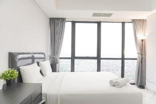 Cozy Elegant Studio The Smith Alsut By Travelio Apartment in West Java