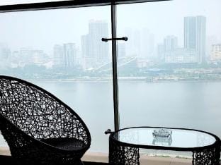 Căn Hộ 4 Phòng Ngủ View Đẹp Tại Vinhomes Skylake Apartment in Laos