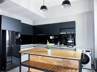 Opus 1302  l Tower 118 l Chinatown l  7 Pax Vacation rental in Federal Territory of Kuala Lumpur