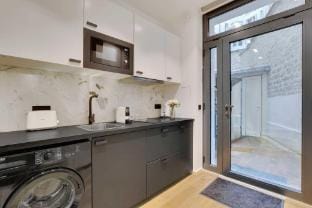 Sublime apartment - 2BR/6P - Rue des Martyrs - Op Apartment in Paris