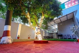 Ethnic 5 Bedroom Villa - Backyard BBQ, Pool Table Vacation rental in Mumbai