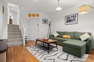 Fulham Gem Nr Tube: Chic & Cozy Flat -  Sleeps 6 Vacation rental in City of Westminster