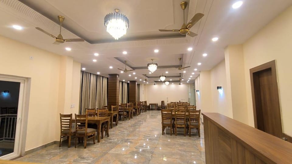 Musk Hill Resort Hotel in Uttarakhand