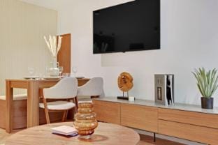 Welcoming & charming apartment-1BR/4P-Palais-Royal Apartment in Paris