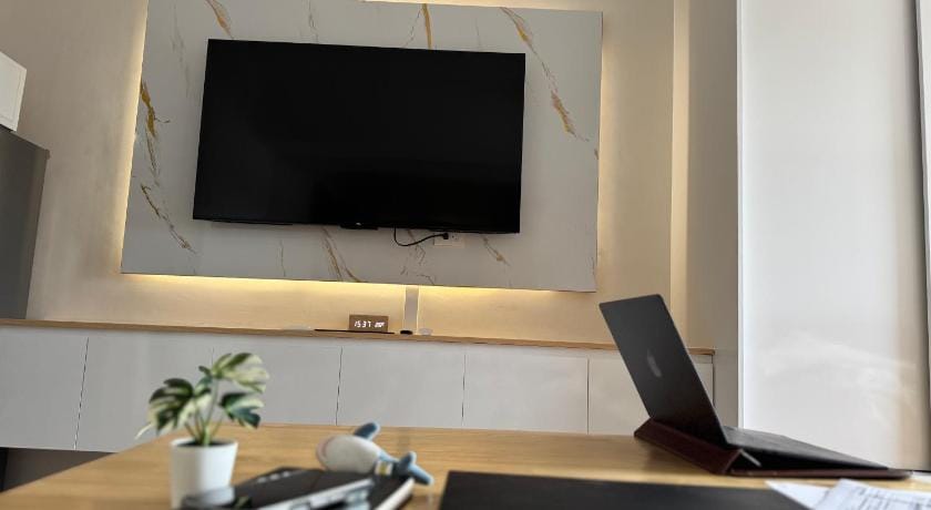 Bears Nook - JTower Residences Apartment in Lapu-Lapu City