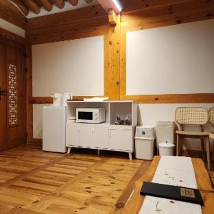 Luxury 한옥의 승성재 [은평한옥마을 / 한옥펜션 / 서울한옥 / 한옥스테이] Vacation rental in Seoul