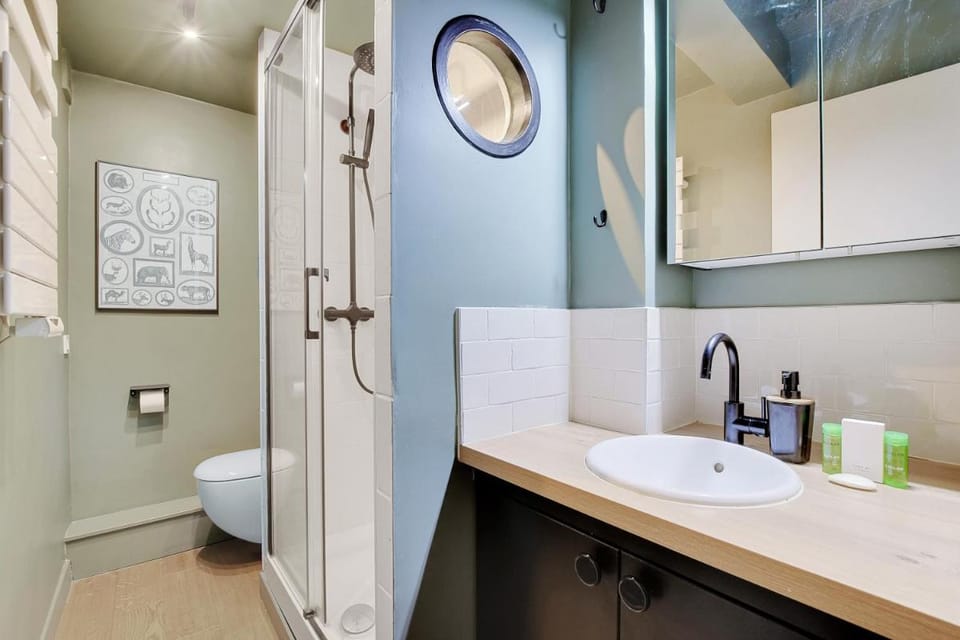 Chic apartment -1BR/4P- Haut Marais / République Apartment in Paris