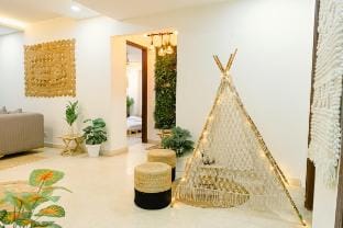 3BHK Tropical Haven near Dhan mill chattarpur Vacation rental in New Delhi
