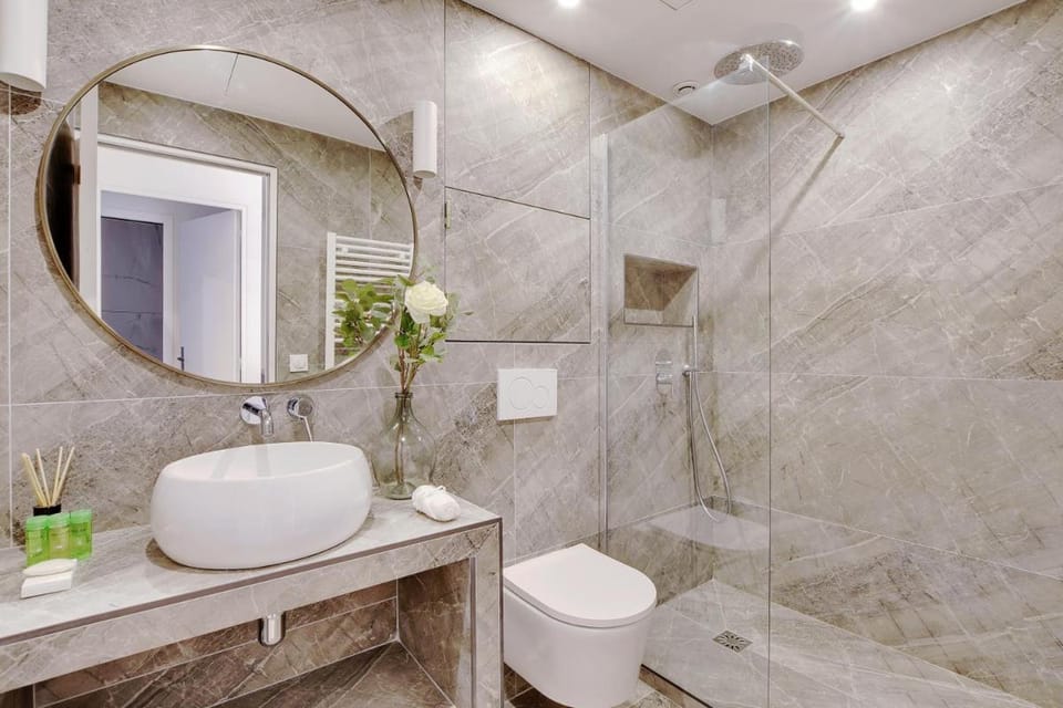 Charming apartment - 2BR/6P -In the heart of Paris Apartment in Paris