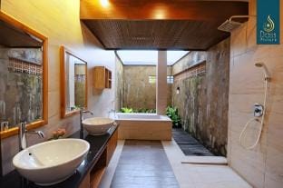Villa bebek mas  Vacation rental in Sukawati
