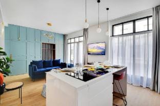 Chic Apartment -2BR/6P- Invalides Apartment in Paris