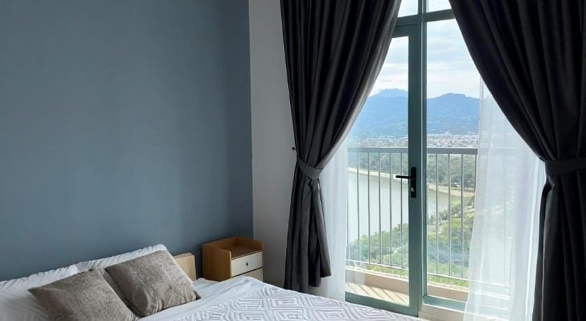 Homesuite' Home at Bay Suites Hotel in Kota Kinabalu