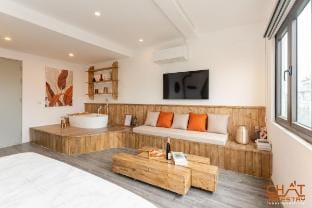 VéloSuites*Dreamy Nest*Lush Windown Vacation rental in Hanoi