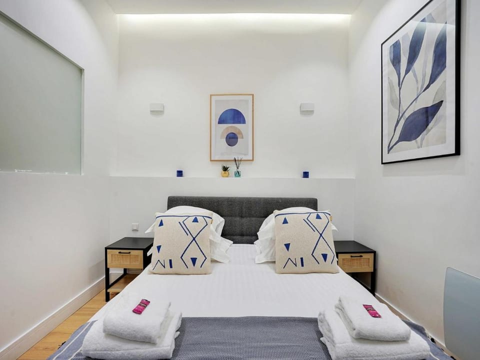 Apartment for 4 people in Bastille Apartment in Paris
