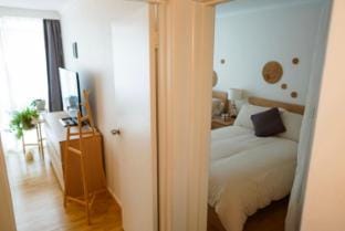 Comfy 1BR flat 1 min walk to  South Yarra Station Apartment in Melbourne
