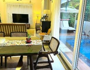 The Green Door Villa-Varca Beach (Private pool) Villa in Benaulim