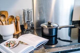 Cosy 3BR Home | Sleeps 8 | Near Co-op Live/Etihad Vacation rental in Manchester